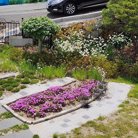 High-Quality House Ocean View Villa Tongyeong Exterior photo